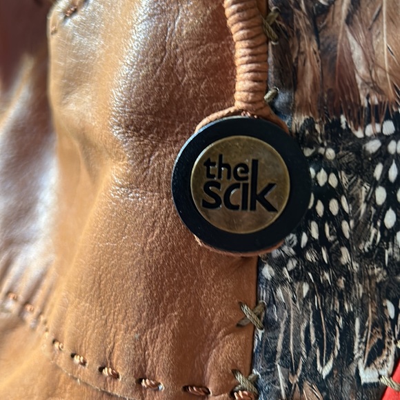 The sak large shoulder hobo purse brown/orange with a feather bird print - Picture 3 of 13